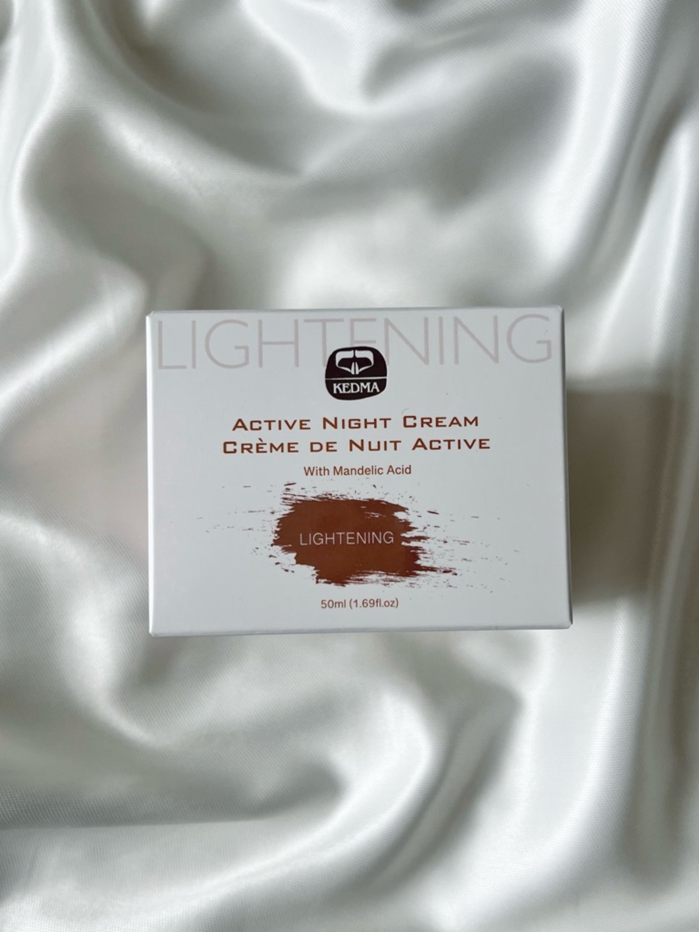 Glow Exfoliating Night Cream with Mandelic Acid - Picture 4 of 5